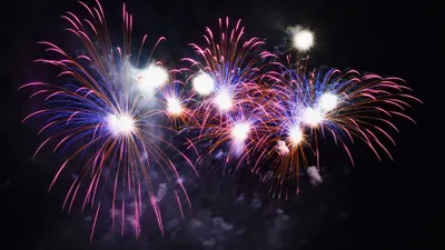 фейерверк, фото - Новости Zakon.kz от 16.11.2025 10:16