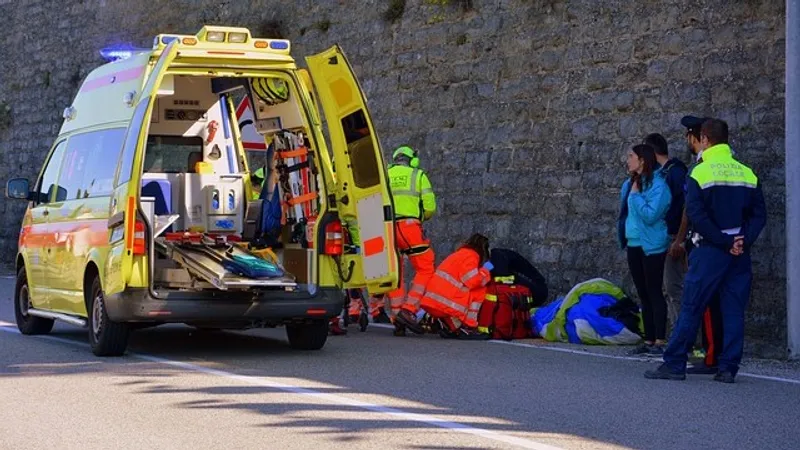 Автобус с паломниками перевернулся по пути в греческий монастырь