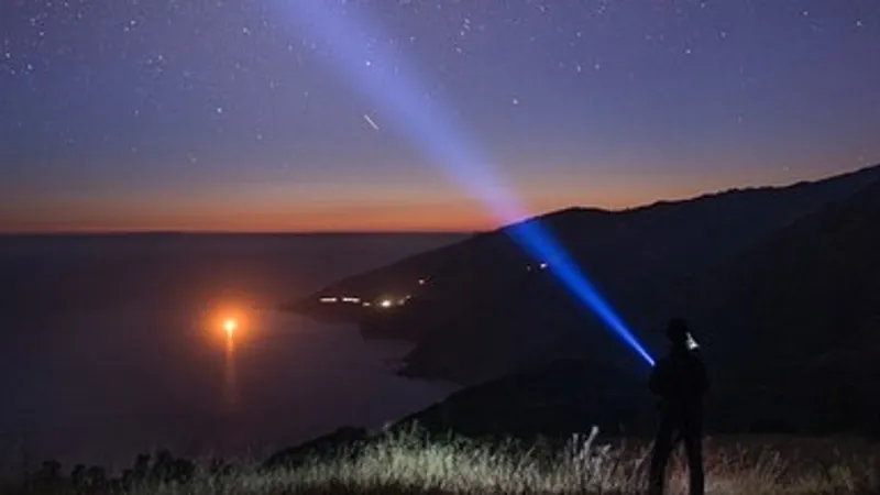 "Свинья в одеяле" и "сосиска в тесте" появятся в небе 20 ноября