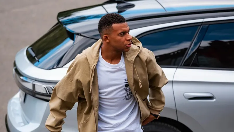 Финансовые разногласия между ПСЖ и Мбаппе выросли до 440 млн евро