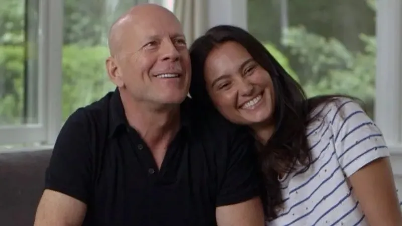 Жена Брюса Уиллиса раскрыла неожиданное правило ухода за людьми с деменцией