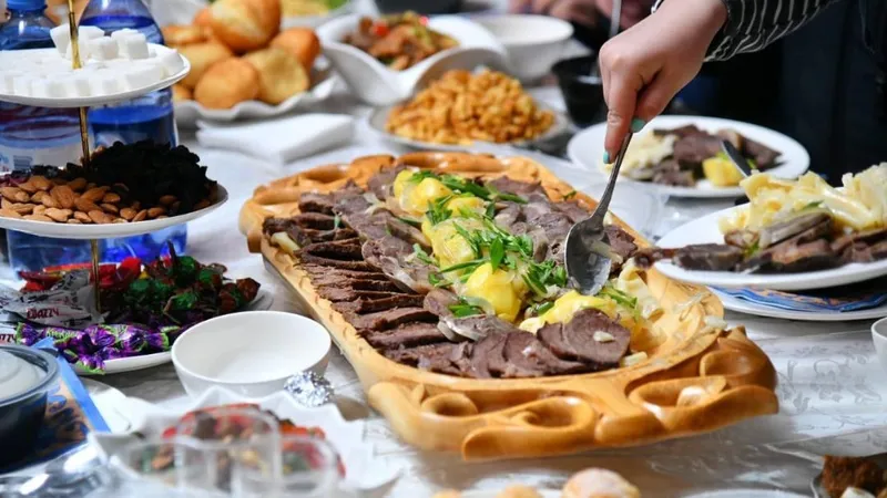 Бешбармак принес казахстанцу два "Да" на российском кулинарном шоу