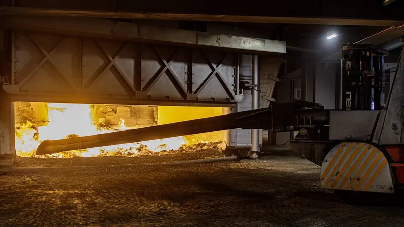 Новый ферросплавный завод заработал в Экибастузе