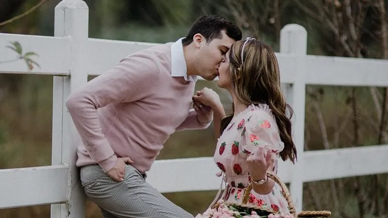 Когда и почему люди научились целоваться – исследование