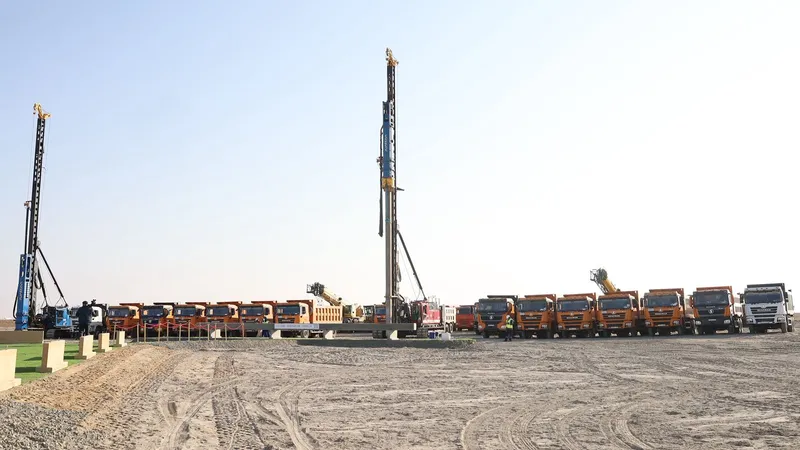 В Атырауской области забили первые сваи Газосепарационного комплекса