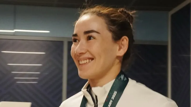 Абиба Абужакынова едет в Абу-Даби