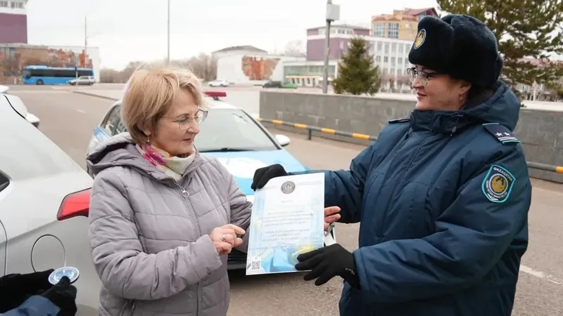30 лет за рулем и без нарушений: в Караганде поблагодарили "нетипичного" водителя