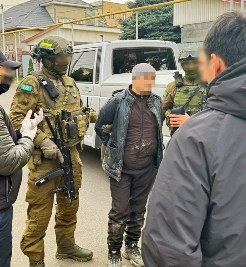 задержание КНБ экстремистов, фото - Новости Zakon.kz от 24.11.2025 10:23