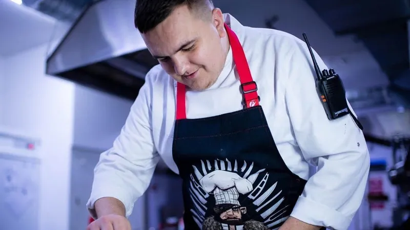 Повар из Петропавловска рассказал, как выбрал блюдо на конкурс и что покорило Ивлева и Агзамова