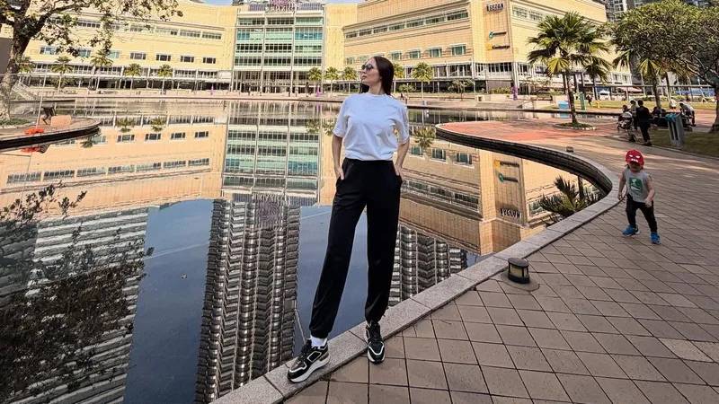 Жена Кайрата Нуртаса улетела в Россию