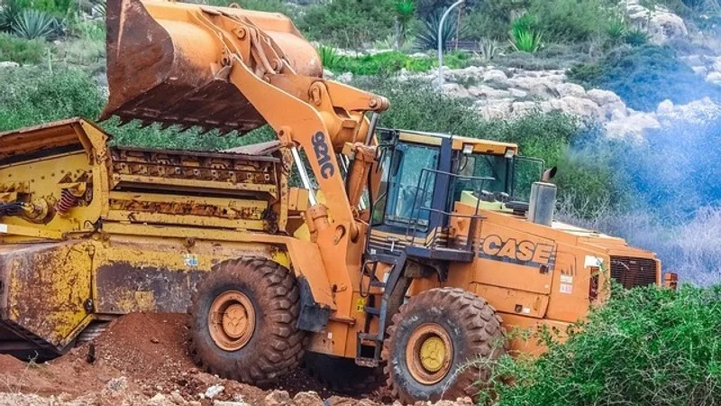 Глиняную схему почти на миллиард тенге провернул казахстанец: ему грозит 10 лет тюрьмы