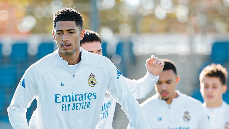 Футбол Бунт Звезд, фото - Новости Zakon.kz от 25.11.2025 17:43