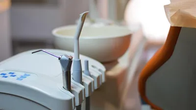 иностранец стоматолог оштрафован за наркотики, фото - Новости Zakon.kz от 25.11.2025 19:00