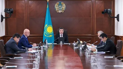 кабинет премьера Бектенова, фото - Новости Zakon.kz от 26.11.2025 13:44