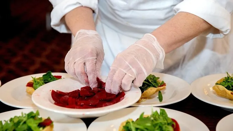 Ресторан будущего открыли в Дубае, где ИИ стал шеф-поваром