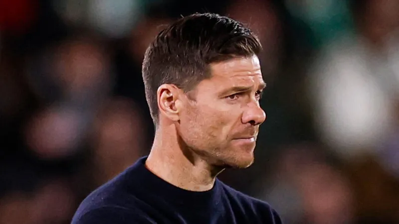 Наставник "Реала" высказался о недопониманиях со звездами своего клуба