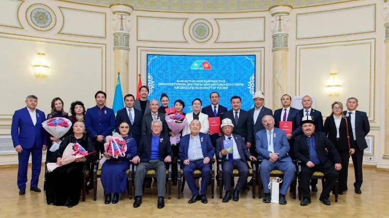 Премию имени Чингиза Айтматова вручили казахстанским деятелям культуры