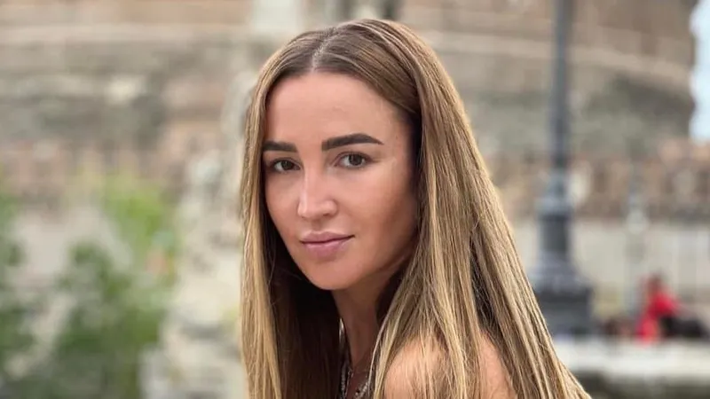 Бузова сыграла в фильме хозяйку завода по производству пельменей