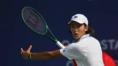 Теннис Полуфинал Тунис, фото - Новости Zakon.kz от 28.11.2025 15:51