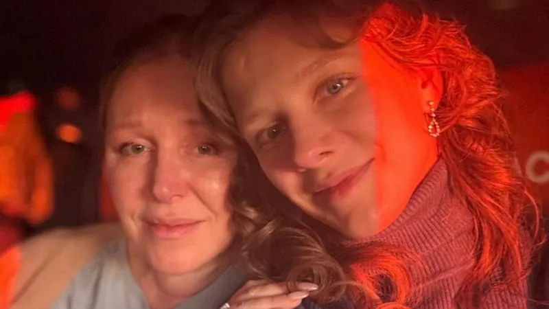 Фото Лизы Арзамасовой с мамой и подросшими детьми восхитили поклонников