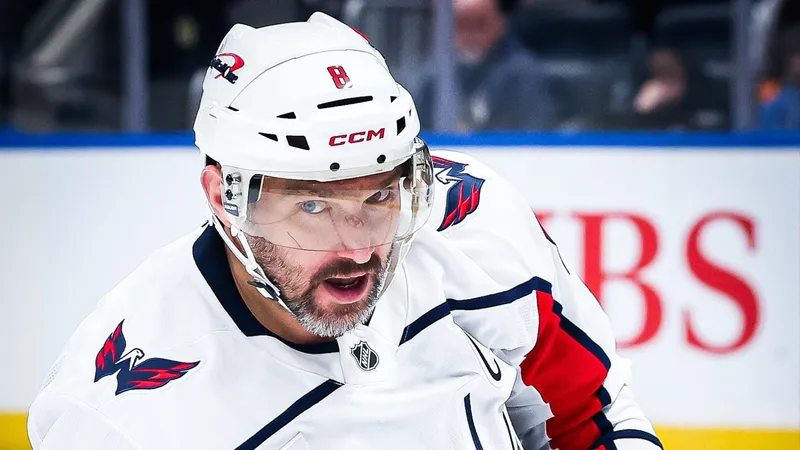 909-й гол и пас Овечкина принесли очередную победу "Вашингтону"