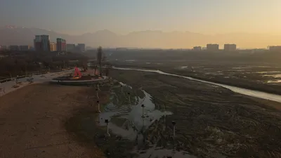 Озеро Сайран в Алматы с дрона, фото - Новости Zakon.kz от 03.12.2025 10:17