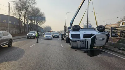 ДТП в Алматы, фото - Новости Zakon.kz от 04.12.2025 14:03