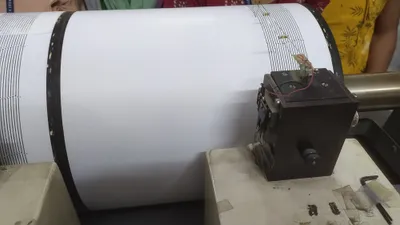 сейсмодатчик, фото - Новости Zakon.kz от 04.12.2025 15:08