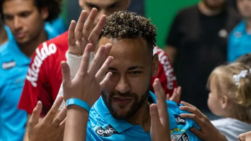 Неймар оформил первый хет-трик за последние три года