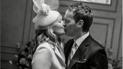 Ким Кэтролл и Рассел Томас поженились, фото - Новости Zakon.kz от 05.12.2025 19:15