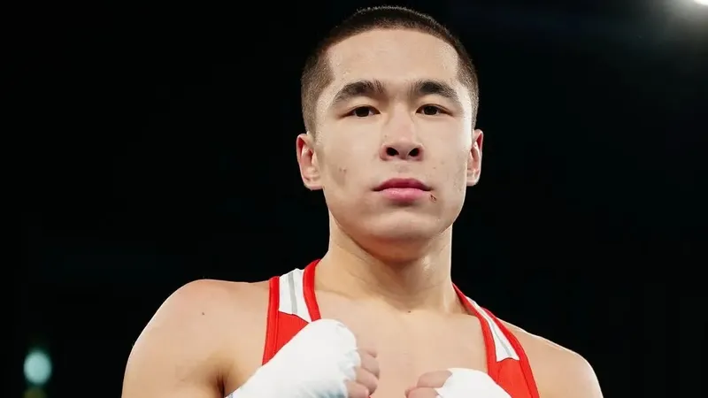 Еще один казахстанский боксер уверенно стартовал на чемпионате мира в Дубае