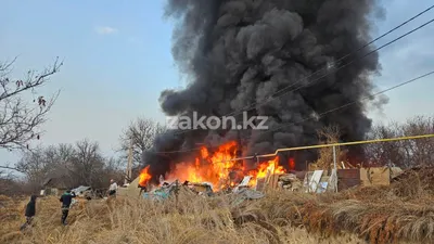 Пожар в алматинском Кенсае: семья лишилась дома, пострадал хозяин