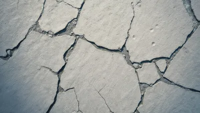 трещины на земле, фото - Новости Zakon.kz от 07.12.2025 09:40