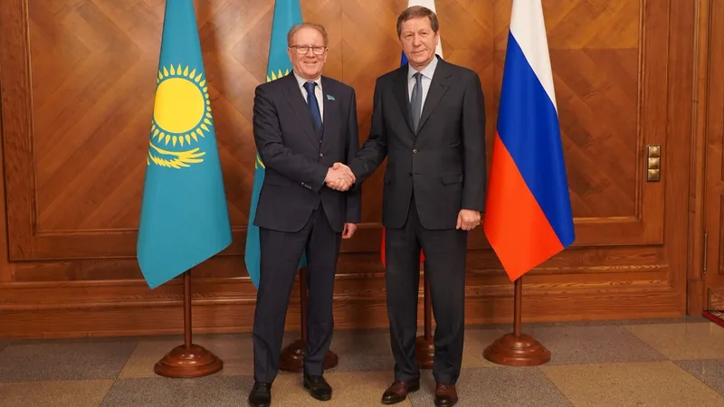 Законодательную поддержку договоренностей глав Казахстана и России обсудили депутаты