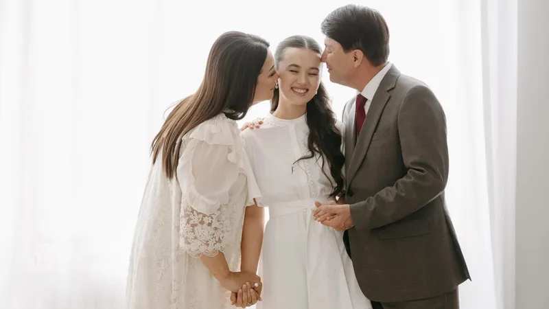 "Живите долго!": Раушан Кудайберген опубликовала послание родителям