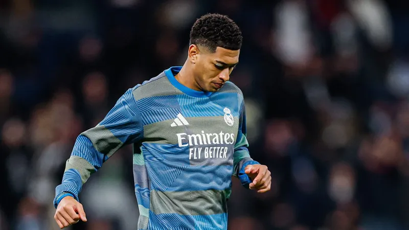 Звезда "Реала" заступился за тренера после поражения от "Ман Сити"