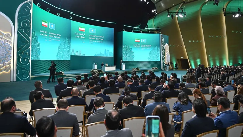Президенты Казахстана и Ирана приняли участие в бизнес-форуме: что они обсудили