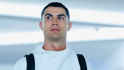 Футбол Контракт Салах, фото - Новости Zakon.kz от 11.12.2025 10:09