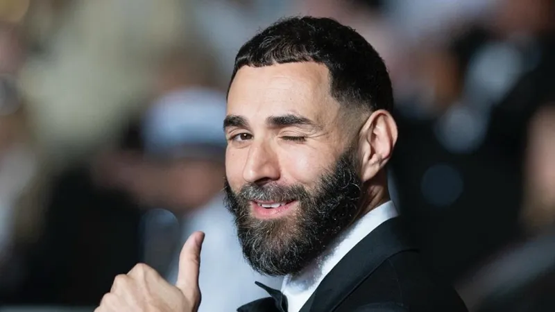 Бензема открыто высказал свое мнение о проблемах в мадридским "Реале"