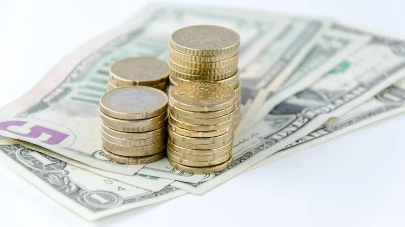 Курсы валют на праздничный день: 16 декабря