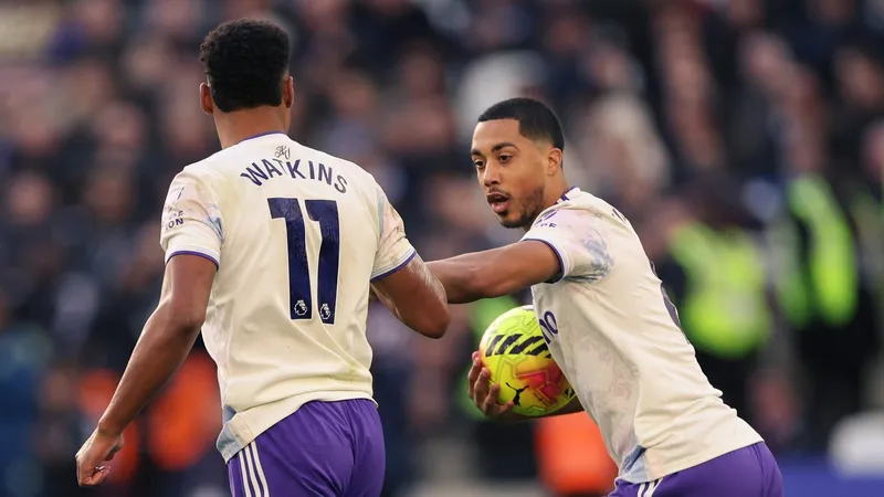 ФК "Астон Вилла" продлил свою победную серию до девяти матчей подряд