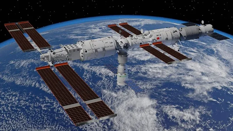 Китай установил средства защиты на орбитальной станции