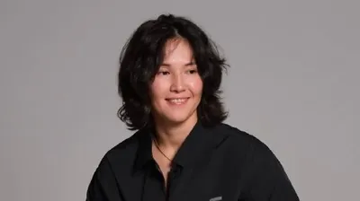 Назым Кызайбай продает машину, фото - Новости Zakon.kz от 16.12.2025 08:38