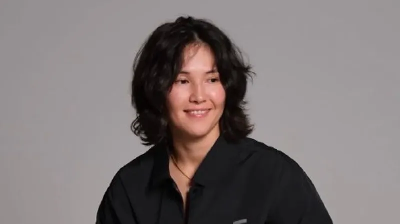 Назым Кызайбай продает машину, подаренную ей после Олимпиады