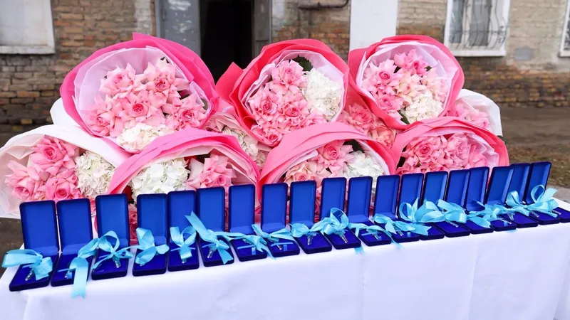 В Шымкенте 20 семей получили новые квартиры в рамках модернизации "Зеленой балки"