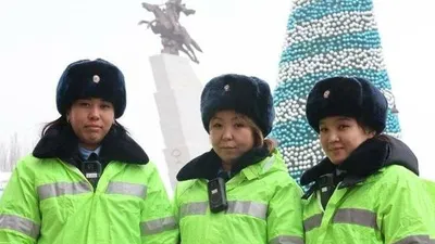 Главная елка Кыргызстана, фото - Новости Zakon.kz от 16.12.2025 07:00