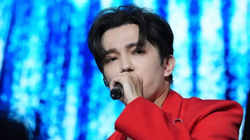 "Пришел к одному важному выводу": Димаш Кудайберген записал видеообращение