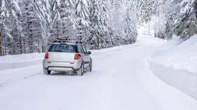 Эксперт рассказал, стоит ли прогревать машину в мороз