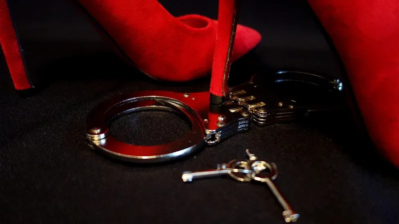 Развратному туристу из СНГ почти на 100 лет запретили въезд в Таиланд