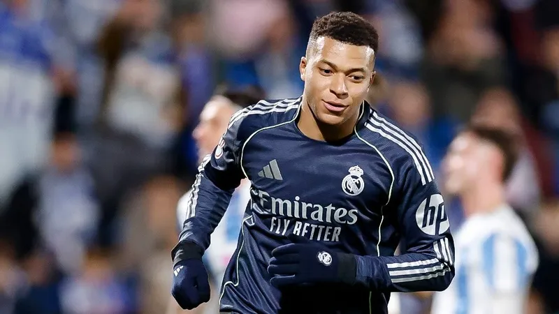 Дубль Мбаппе помог "Реалу" победить клуб из третьего дивизиона Испании